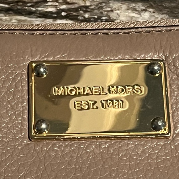 Michael Kors Taupe Leather Wallet - Picture 5 of 11